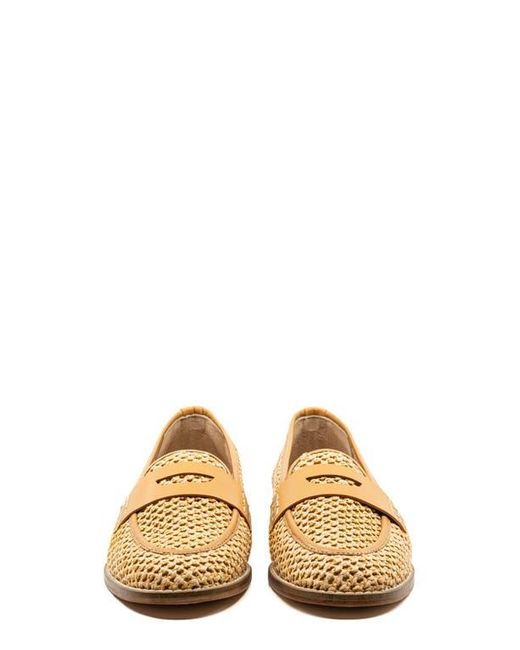 Andrea Gomez Natural Camila Loafer