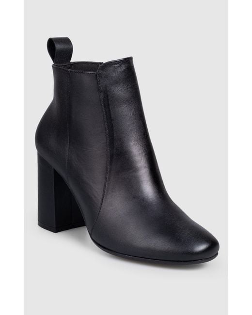 Manuela Black Samantha Block Heel Side Up Bootie
