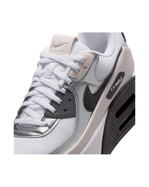 Nike Metallic Air Max 90 Lv8 Platform Sneaker