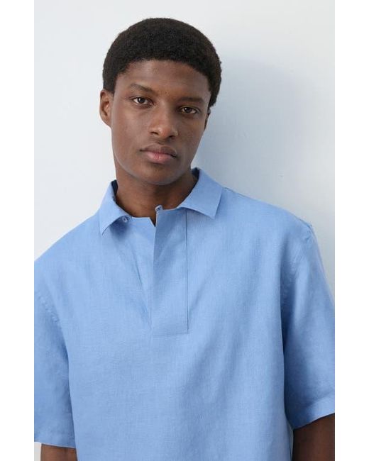 Mango Blue Solid Slub Linen Polo for men