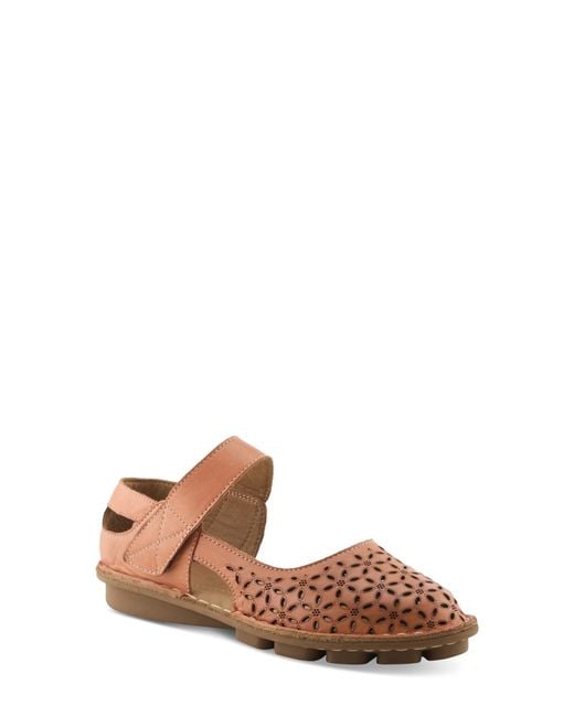 Spring Step Brown Canoya Flat
