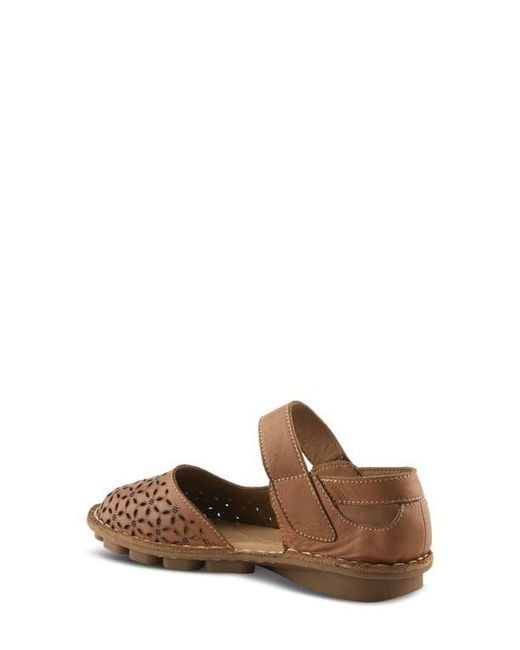 Spring Step Brown Canoya Flat