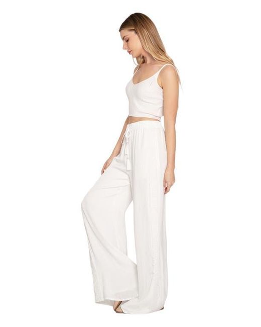 Belle & Bloom White Everywhere All