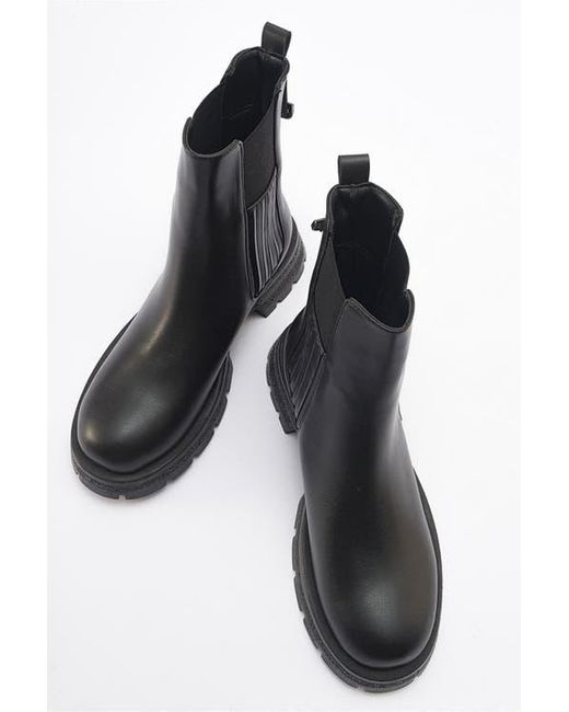 Prologue Shoes Black Sofia Chelsea Boot
