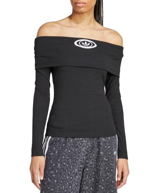 ☆Adidas☆Originals Campus 2000 Off Shoulder Tee Black adidas Originals Campus 2000 Off The Shoulder Top in Black