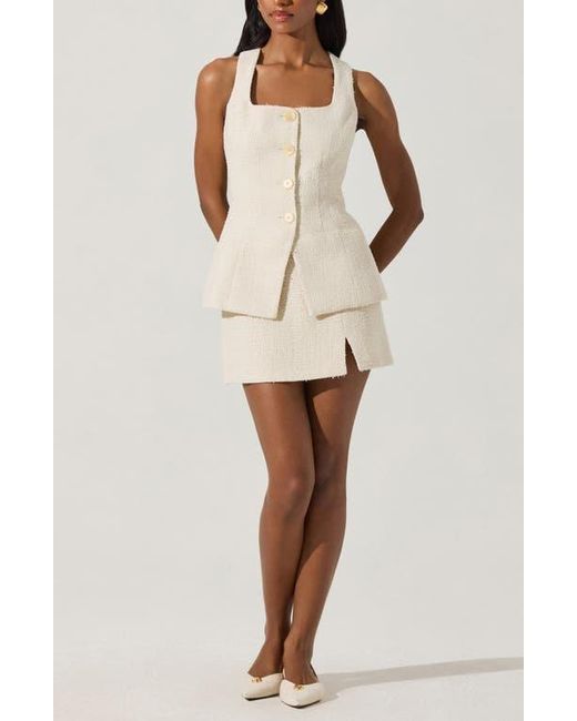 Astr White Darcie Tweed Skort