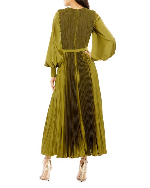 Mac Duggal Green Long Sleeve Pleated Satin Cocktail Midi Dress