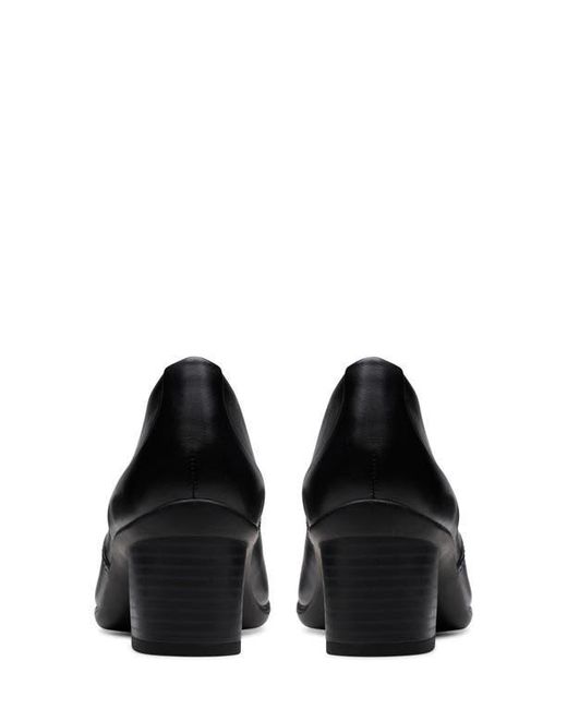 Clarks Black Shaya Tess Pump