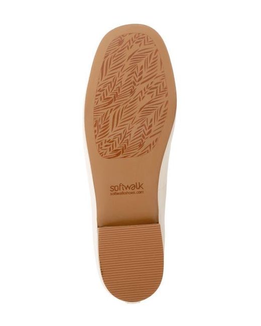 Softwalk® White Kiris Flat