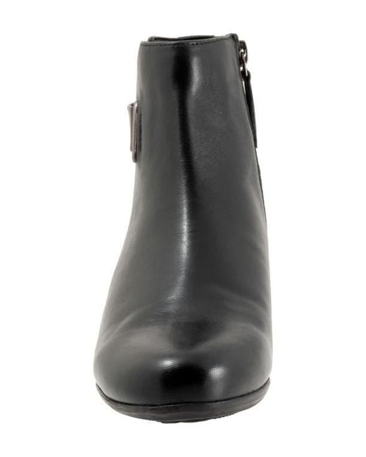 Trotters Black Maxwell Bootie