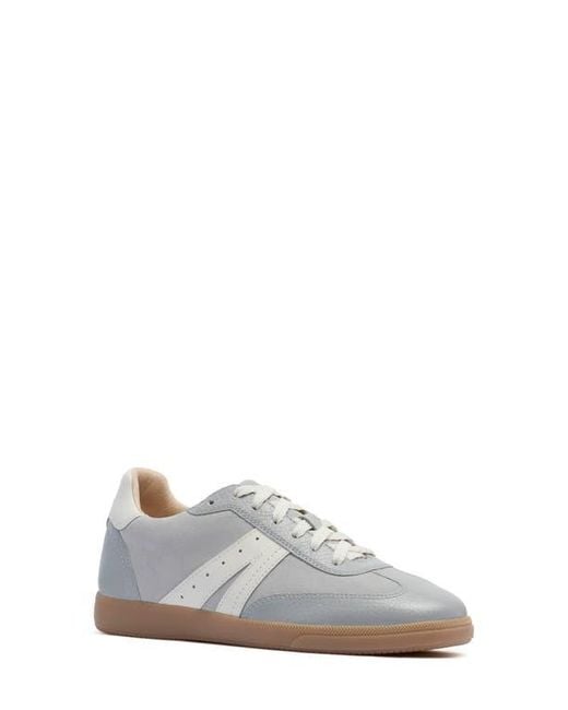 Frankie White Levi Sneaker