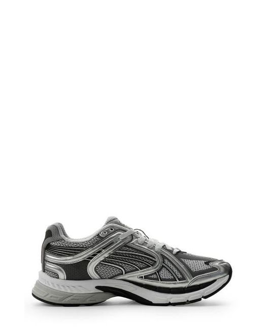 PUMA Gray Skyjet Prisco Sneaker for men