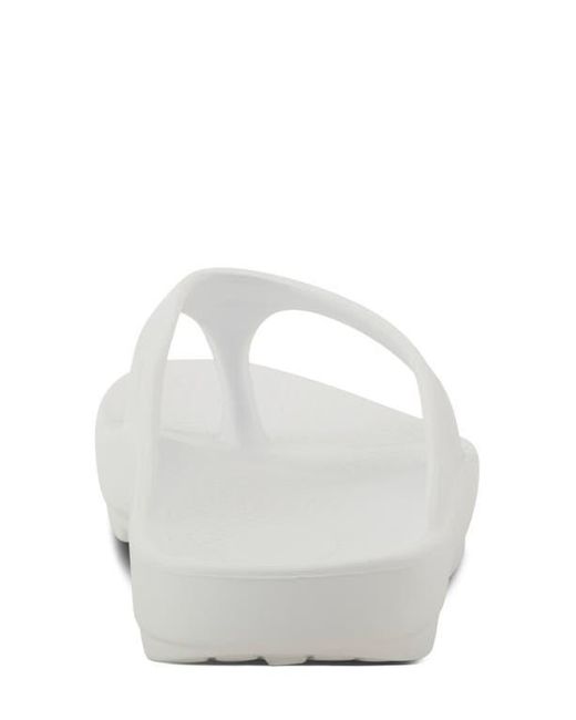 Flexus by Spring Step White Osmar Flip Flop