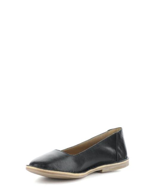 Bos. & Co. Blue Banu Flat
