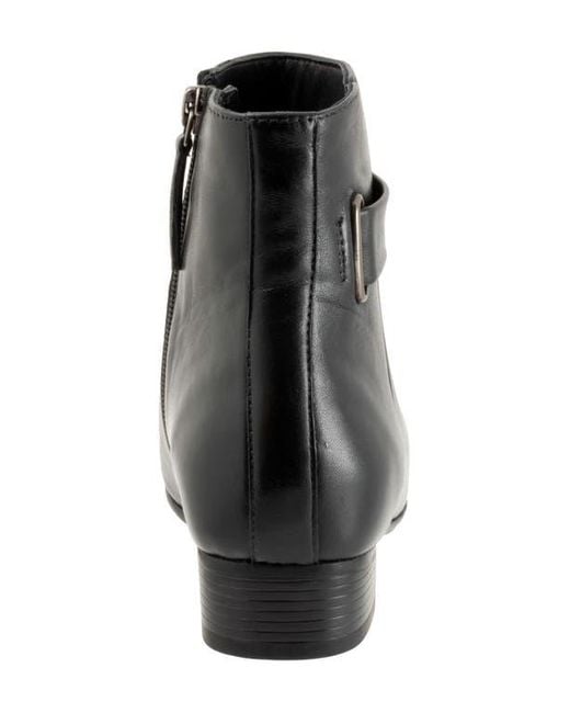 Trotters Black Maxwell Bootie