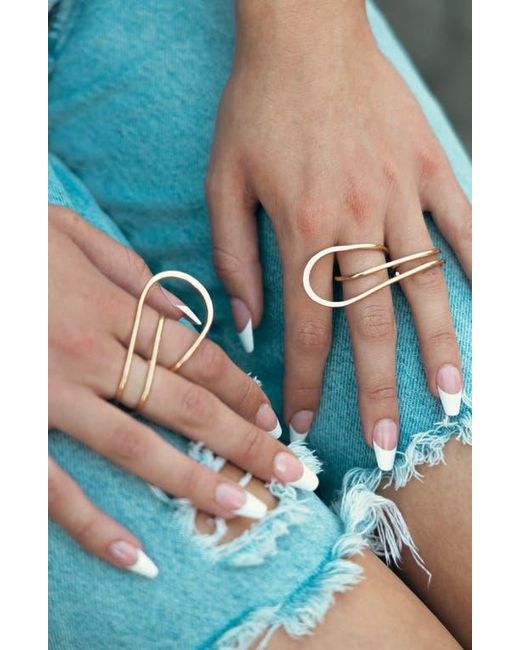 ALBISIA Metallic Spring Ring