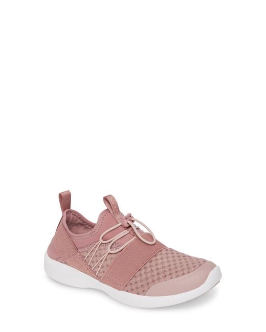 vionic pink sneakers