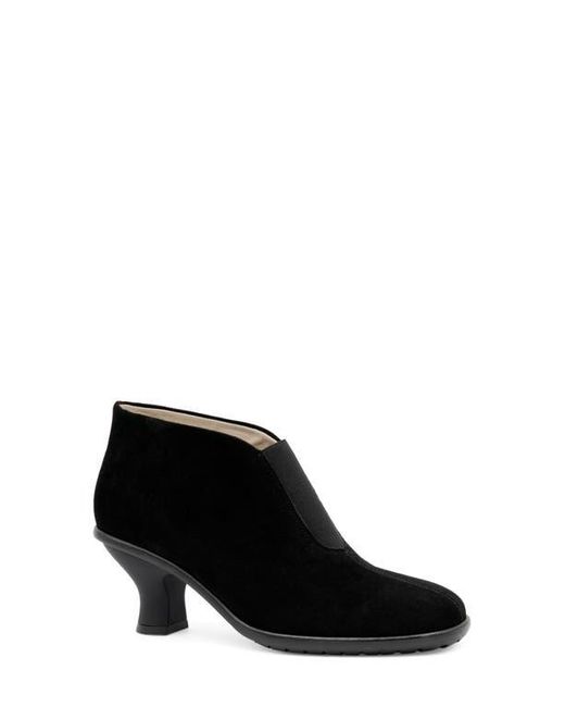Amalfi by Rangoni Black Beverly Bootie