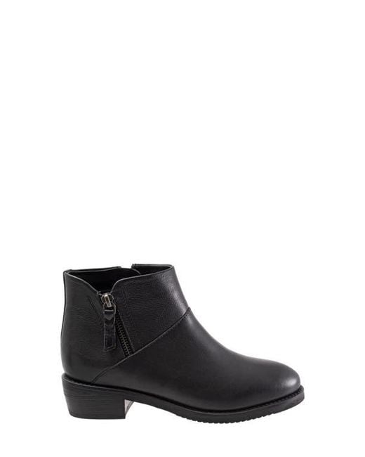 Softwalk® Black Roselle Ankle Boot