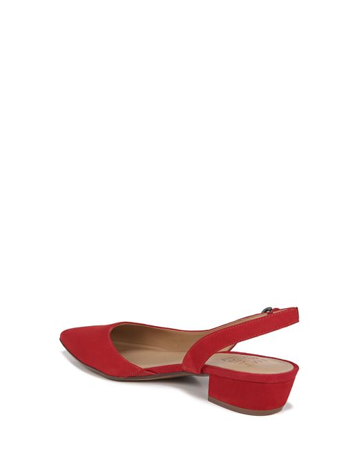 naturalizer banks red