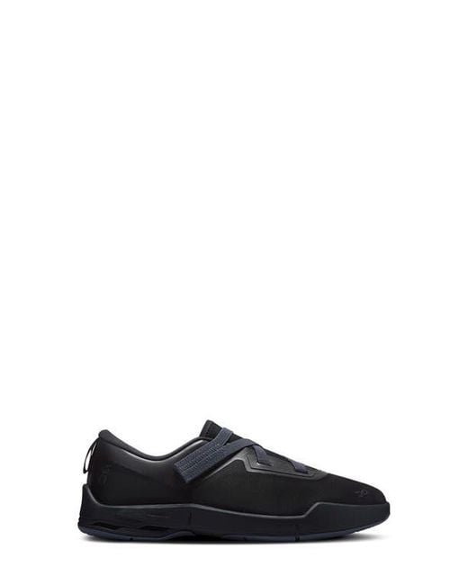 On Shoes Black Cloudnova Mo Sneaker