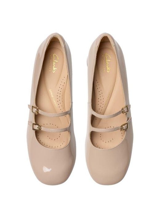 Clarks Natural Daiss Shine Mary Jane Pump
