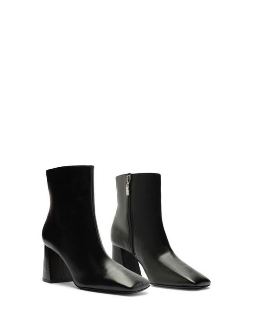 SCHUTZ SHOES Black Leia Square Toe Boot