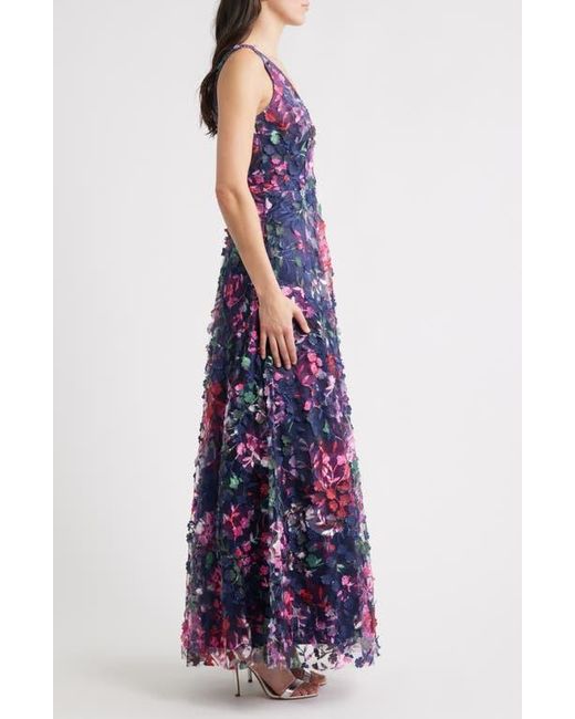Enchanting Elegance: Sheer Floral AppliquÃ© Gown for Unforgettable Occasions