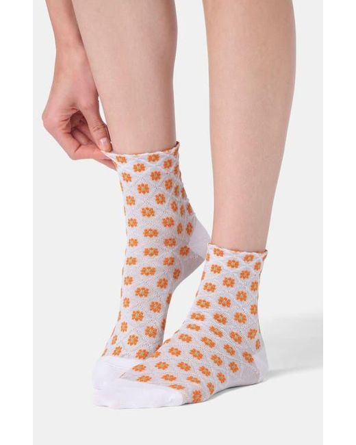 Oroblu White Tiny Bloom Ankle Socks