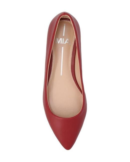 MIA Red Avi Pointed Toe Flat