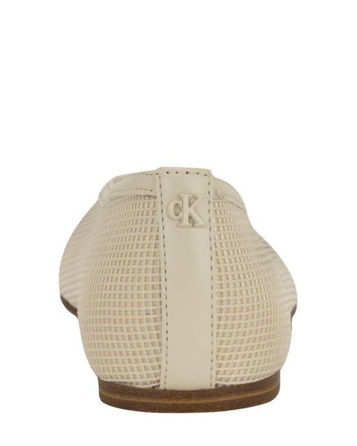 Calvin Klein Natural Zinya Flat
