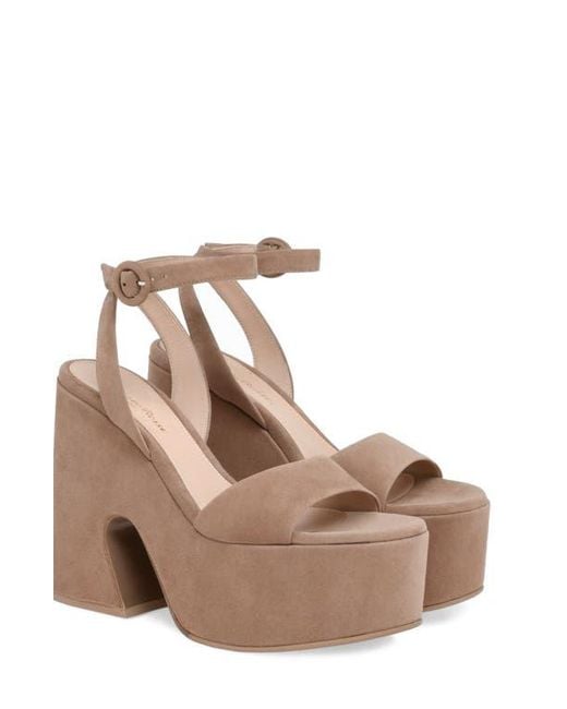 Gianvito Rossi Natural Ziggy