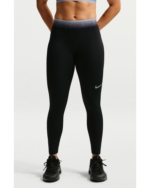 Nike Black Performance 7/8 Leggings