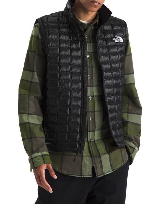 The North Face Black Thermoball Windproof Water Repellent Packable Quilted Vest for men