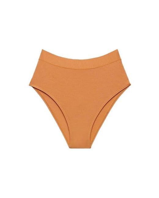 CUUP White The Highwaist