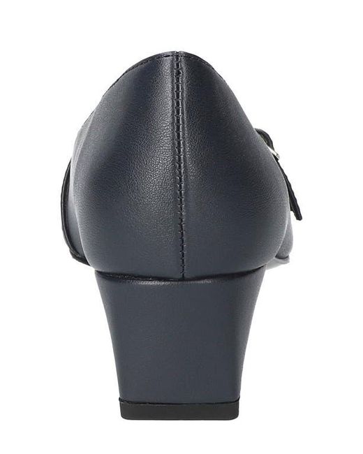 Easy Street Gray Enya Pump