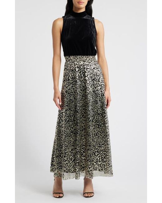 Halogen® Green Mixed Media Metallic Print Gown