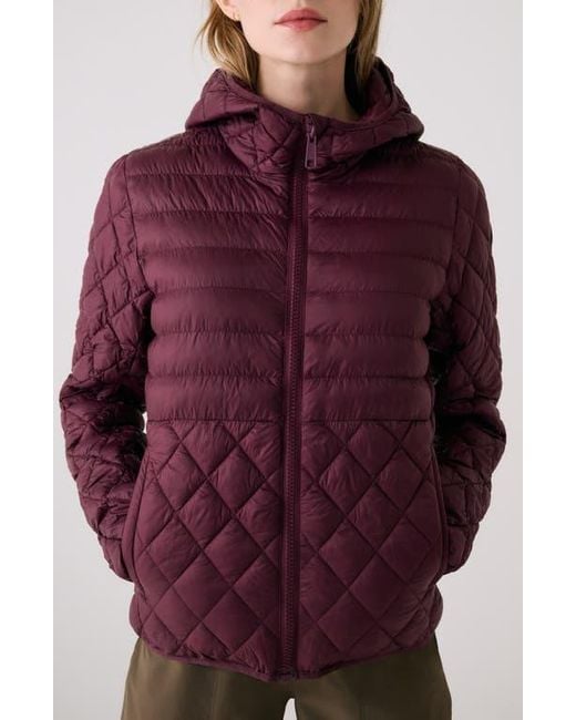 Lolë Red The Base Packable Insulated Hooded Jacket
