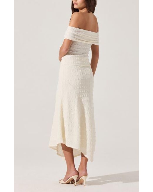 Astr Natural Off The Shoulder Textured Knit Top