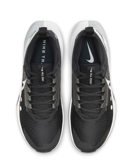Nike Black Zegama 2 Trail Running Shoe for men