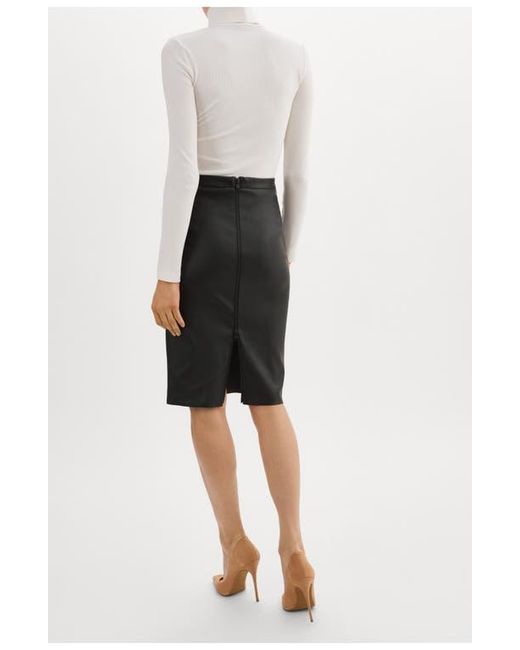 Lamarque Black Avana