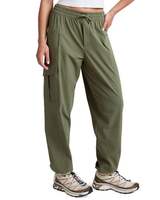 Beyond Yoga Green Peak Pants