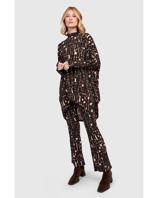 Alembika Black Apollo Flare Pants