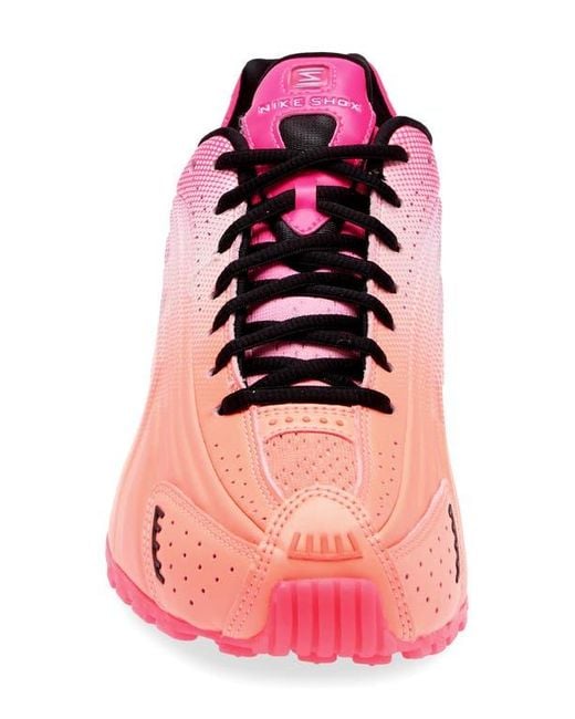 Nike Pink Shox R4 Sneaker