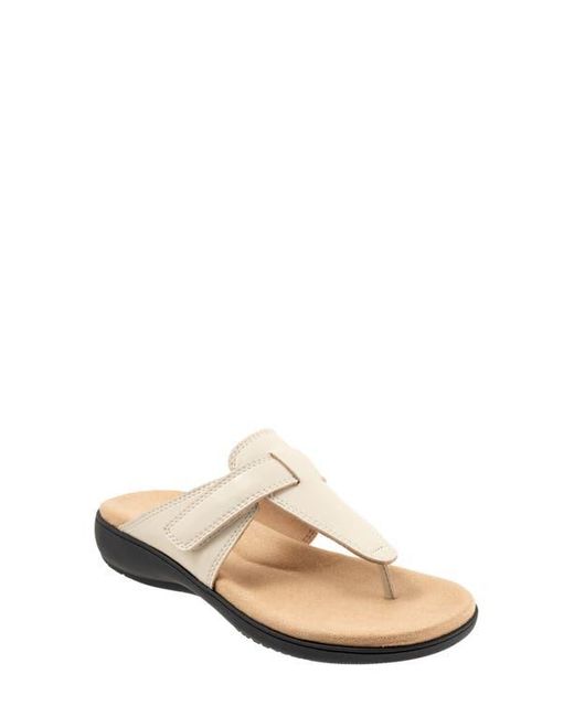 Trotters White Robin Flip Flop