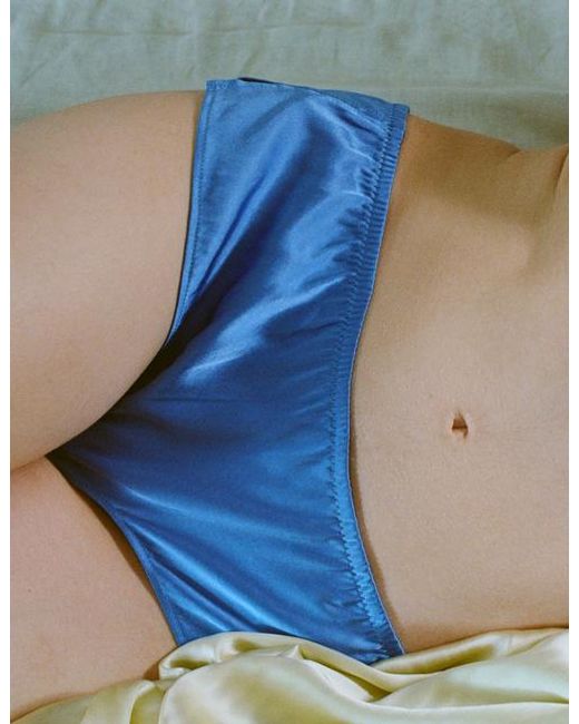 Araks Blue Gal Hipster