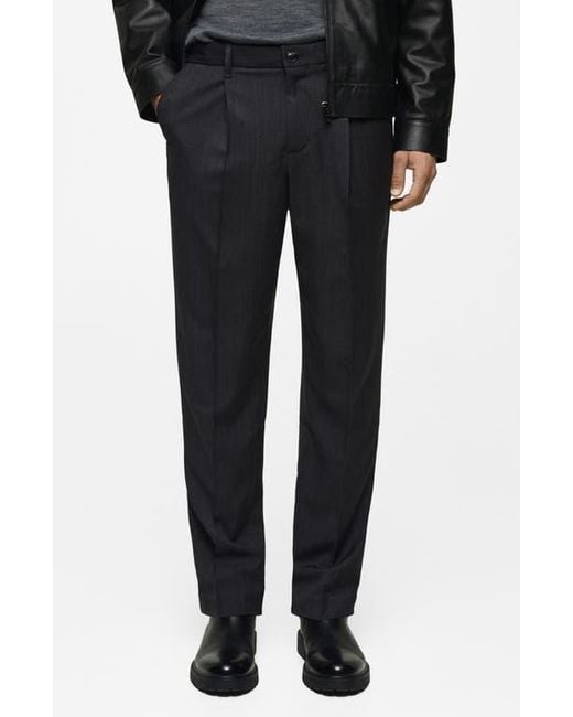 Mango Black Regular Fit Pleated Pants for men