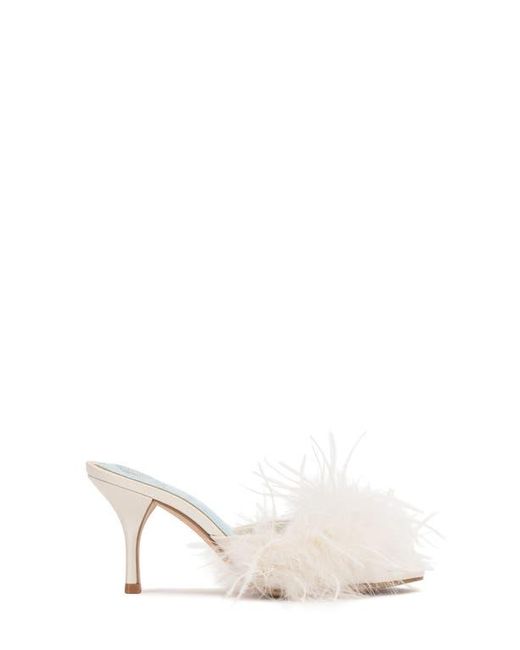 Vince Camuto White Paelly Faux Feather Slide Sandal