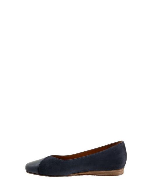 Softwalk® Blue Vina Flat