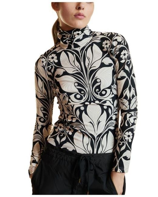 Cynthia Rowley Black Turtle Neck Lycra Top